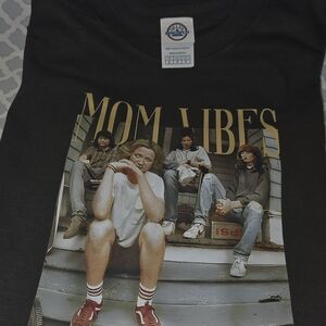 Black 'Mom Vibes' Graphic T-Shirt